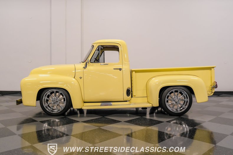 1954 Ford F-100 2