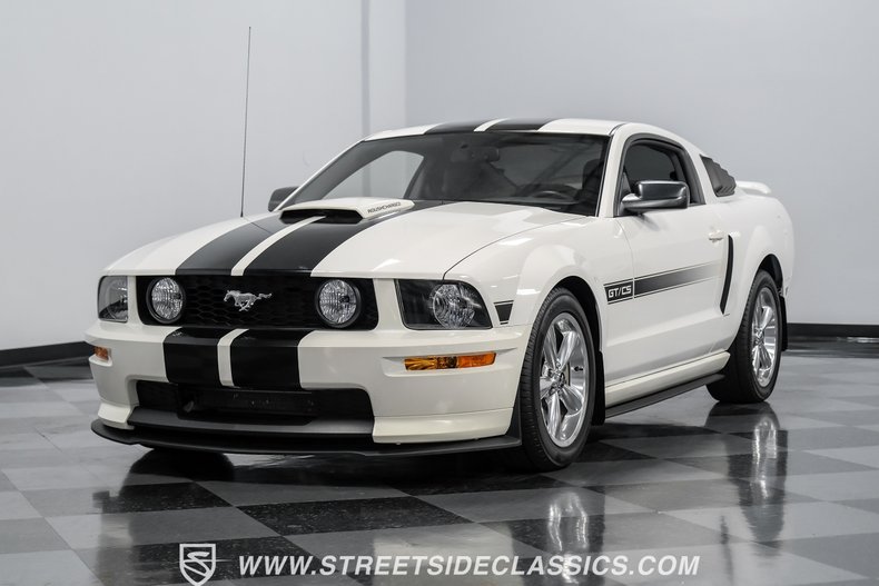 2008 Ford Mustang 5
