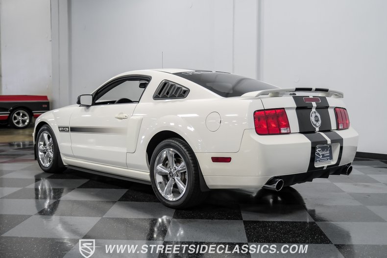 2008 Ford Mustang 10