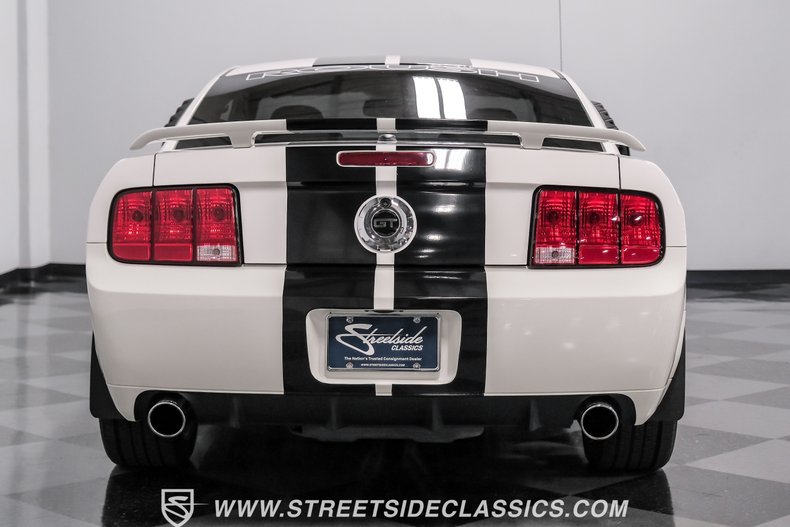 2008 Ford Mustang 12