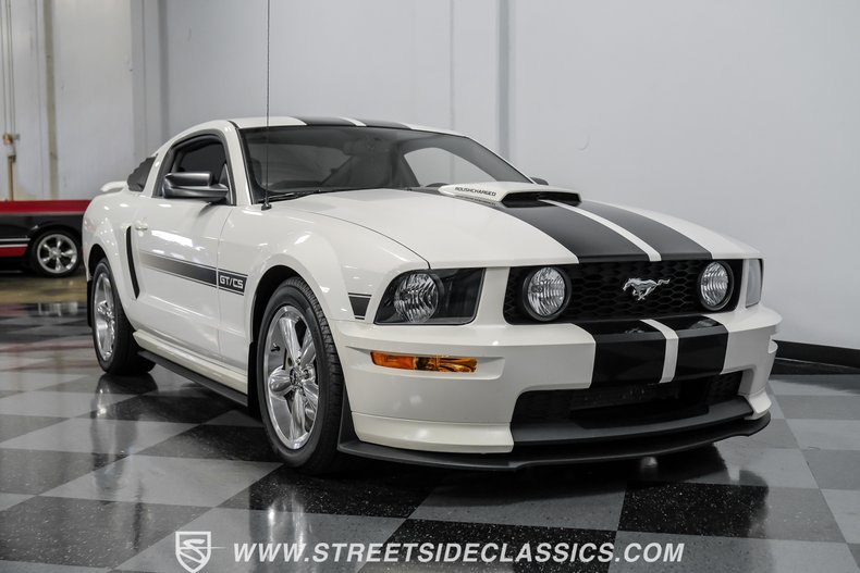 2008 Ford Mustang 22