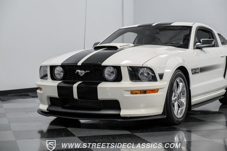 2008 Ford Mustang 25