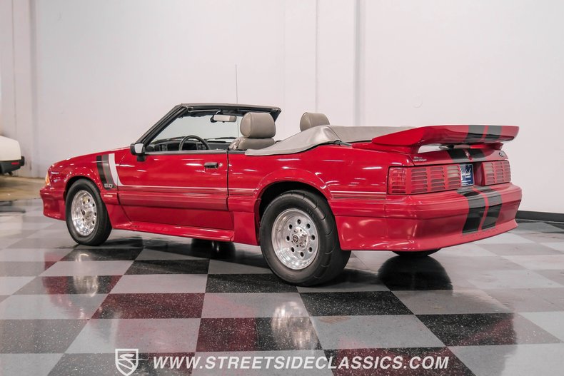 1989 Ford Mustang 9