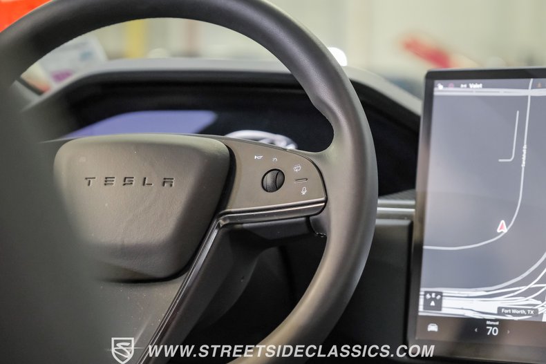2023 Tesla Model S 36