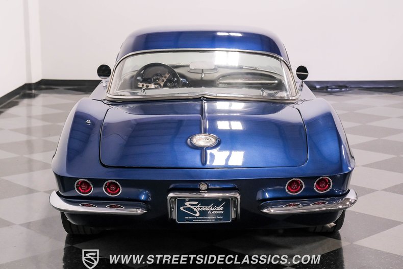 1961 Chevrolet Corvette Restomod 14