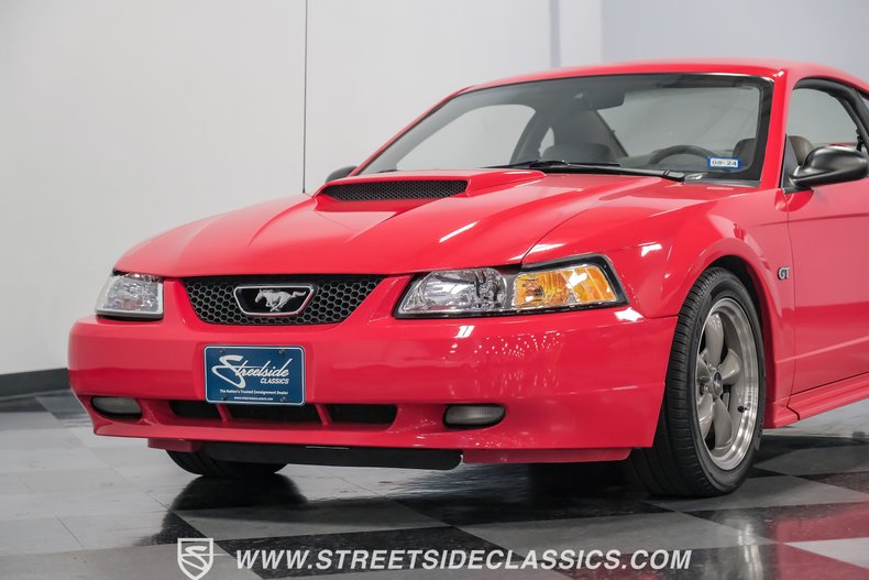 2001 Ford Mustang GT 25