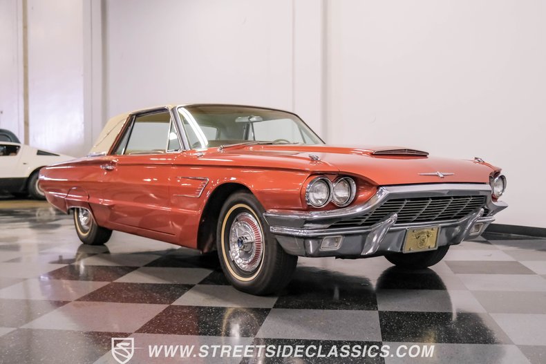 1965 Ford Thunderbird Special Landau 22