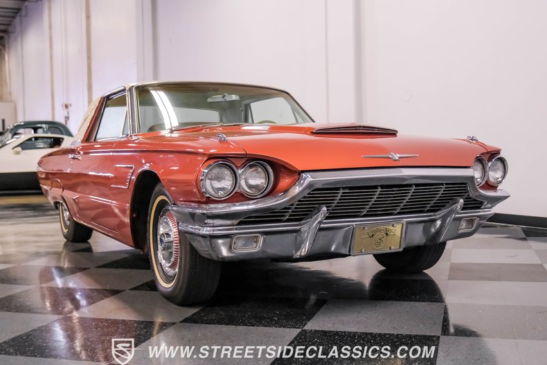 1965 Ford Thunderbird Special Landau 23