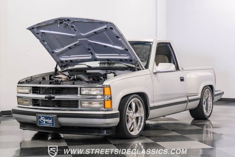 1994 Chevrolet C1500 Restomod 28