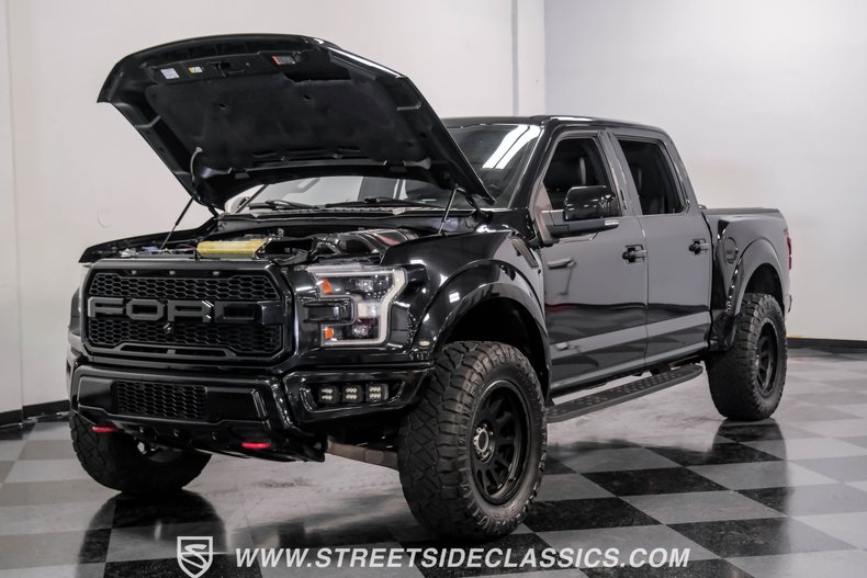 2020 Ford F-150 Raptor 32