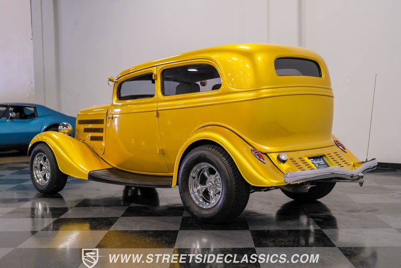 1933 Ford Victoria Streetrod with Trailer 7