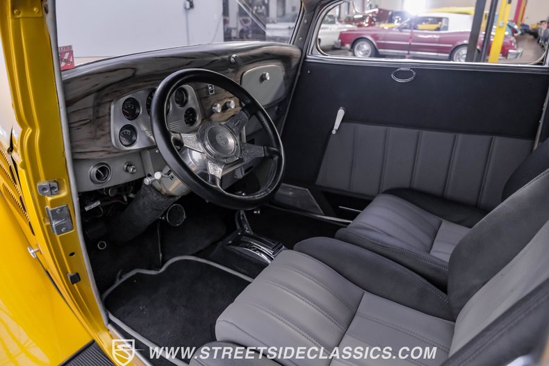 1933 Ford Victoria Streetrod with Trailer 4