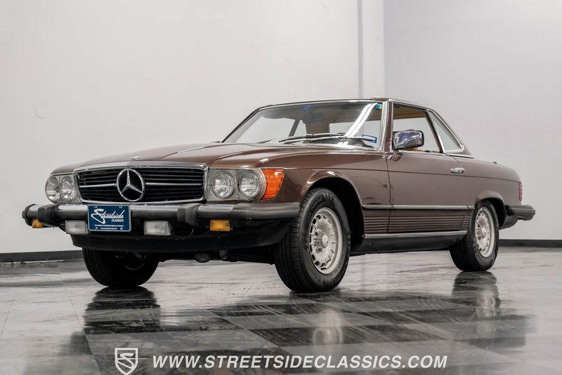 1982 Mercedes-Benz 380SL  27