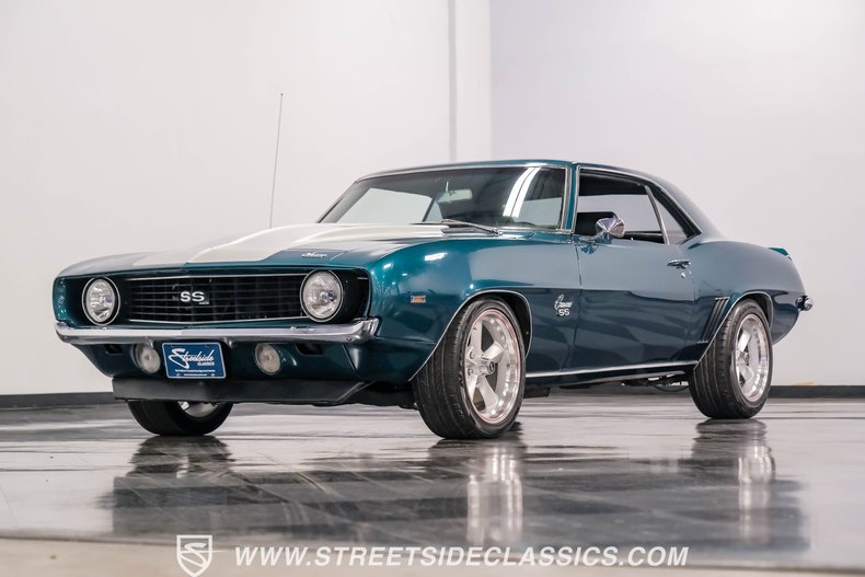 1969 Chevrolet Camaro Restomod 22