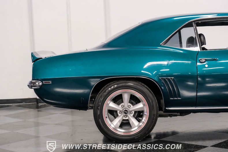 1969 Chevrolet Camaro Restomod 30