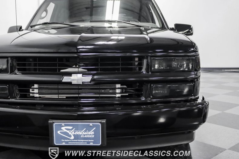 1998 Chevrolet Tahoe LT4 Supercharged Restomod 21