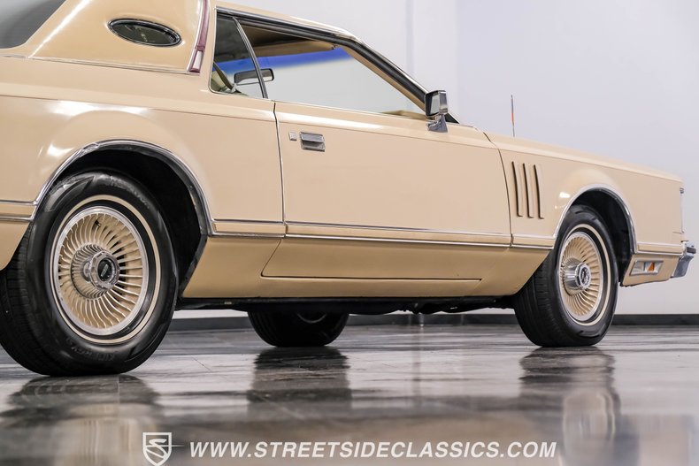 1979 Lincoln Continental Mark V Cartier Edition 25