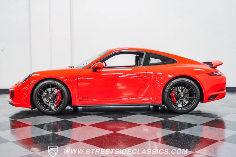 2018 Porsche 911 Carrera GTS 6