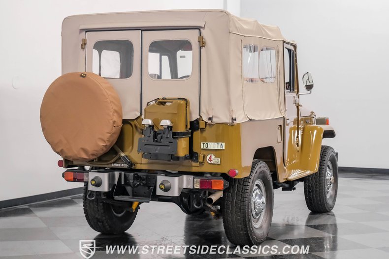 1978 Toyota Land Cruiser FJ40 23