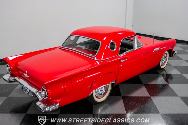 1957 Ford Thunderbird  34