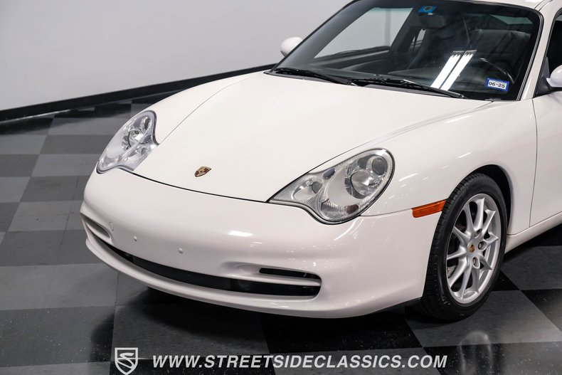 2002 Porsche 911 Carrera 18