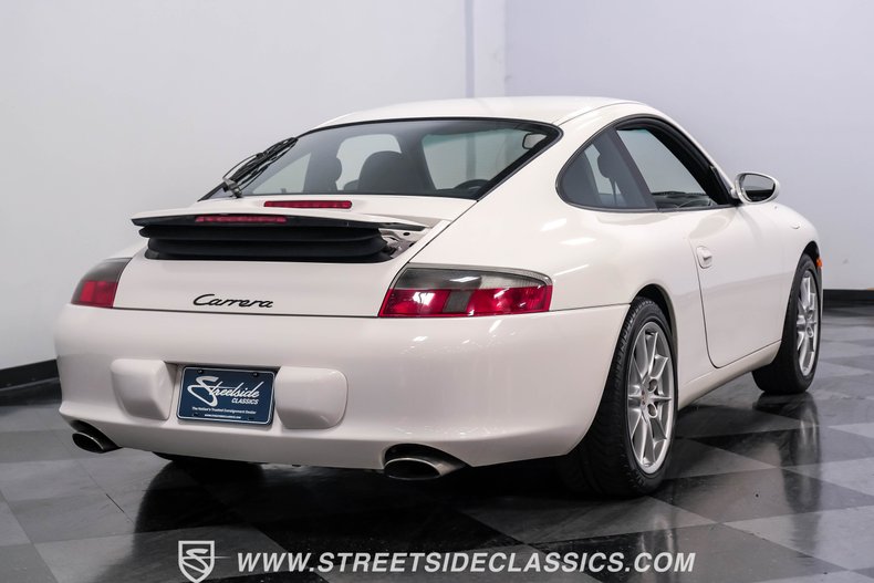 2002 Porsche 911 Carrera 24