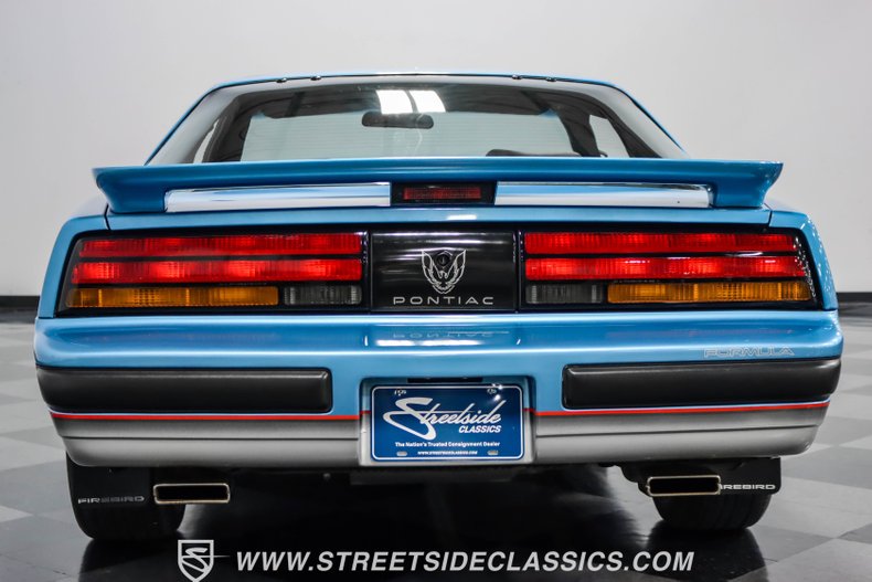 1989 Pontiac Firebird Formula WS6 10