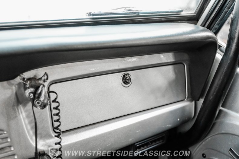 For Sale 1970 Jeep Jeepster Commando Stock# 8055-DFW Fullscreen Grid Image 53