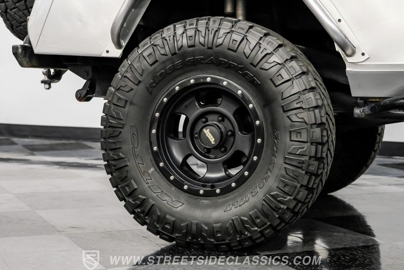 For Sale 1970 Jeep Jeepster Commando Stock# 8055-DFW Fullscreen Grid Image 73