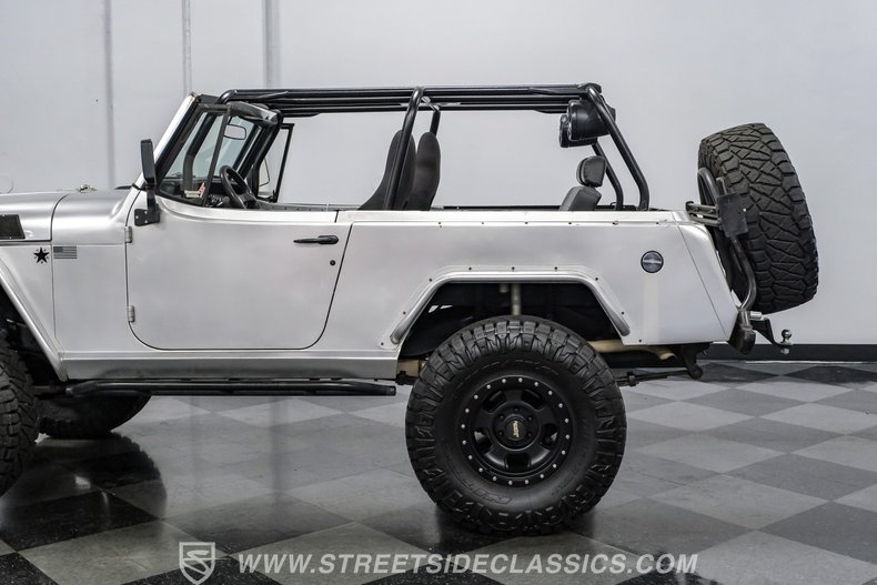 1970 Jeep Jeepster Commando 37
