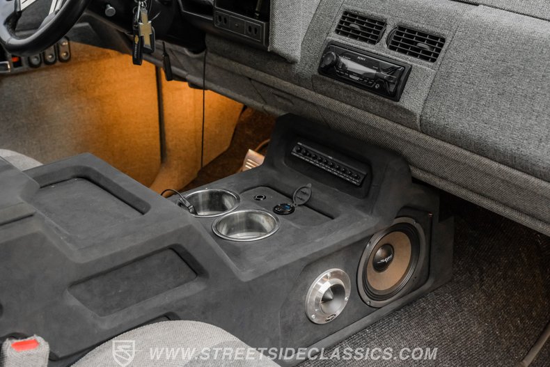 For Sale 1992 Chevrolet C1500 Stock# 8130-DFW (R) Fullscreen Grid Image 53