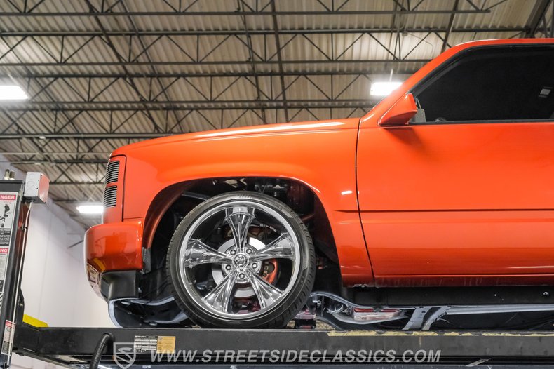 For Sale 1992 Chevrolet C1500 Stock# 8130-DFW (R) Fullscreen Grid Image 88