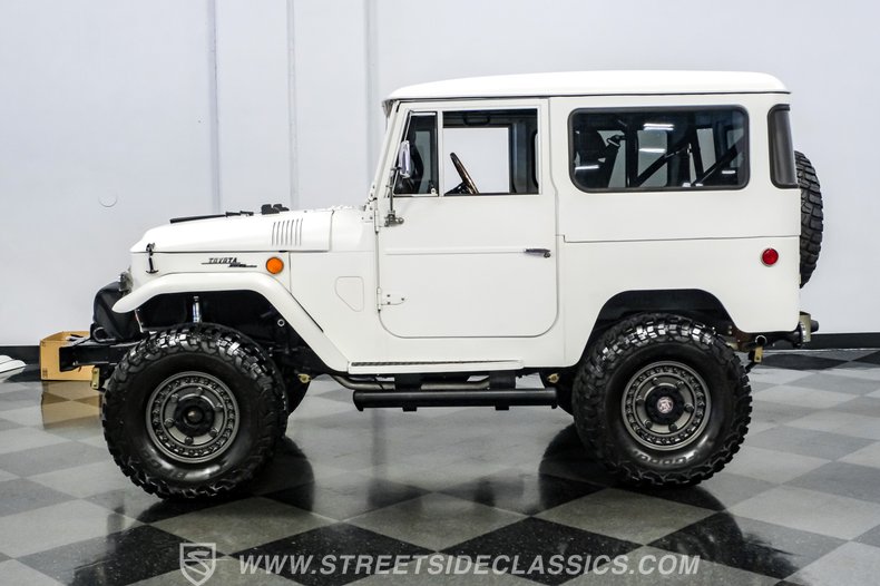 1969 Toyota FJ40 7