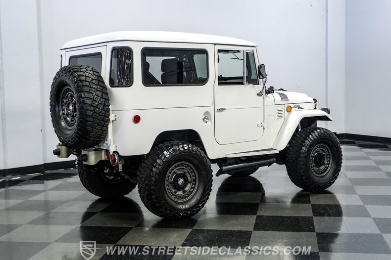1969 Toyota FJ40 13