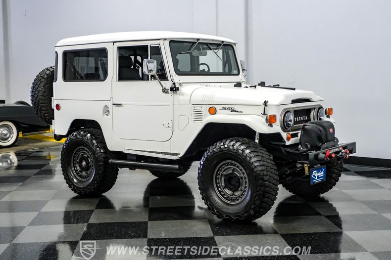 1969 Toyota FJ40 15