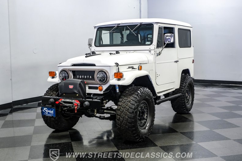 1969 Toyota FJ40 19