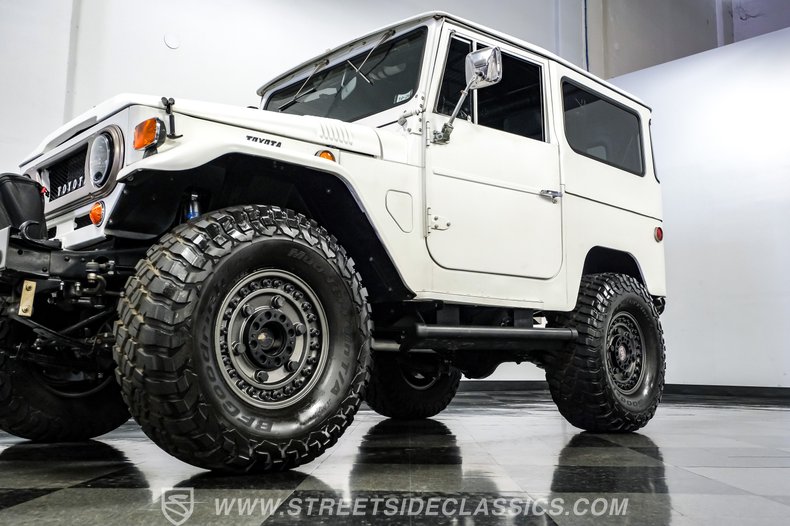 1969 Toyota FJ40 22