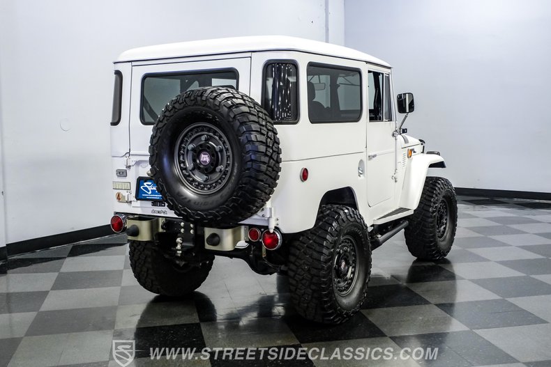 1969 Toyota FJ40 25