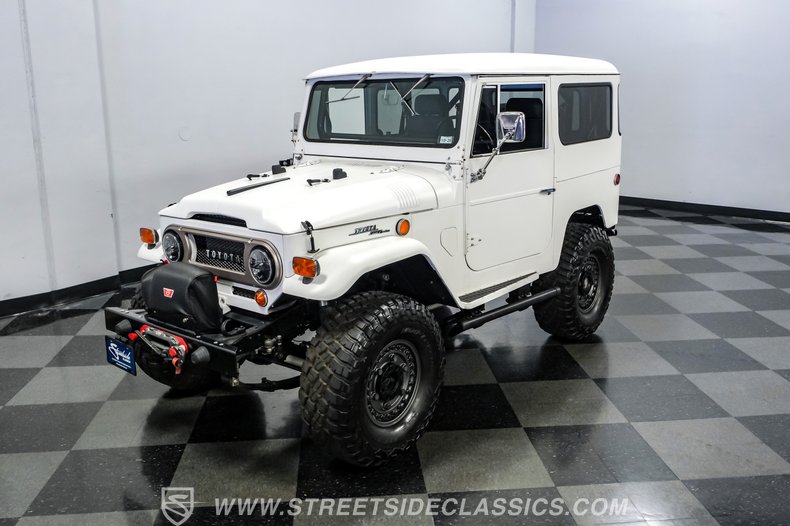 1969 Toyota FJ40 35
