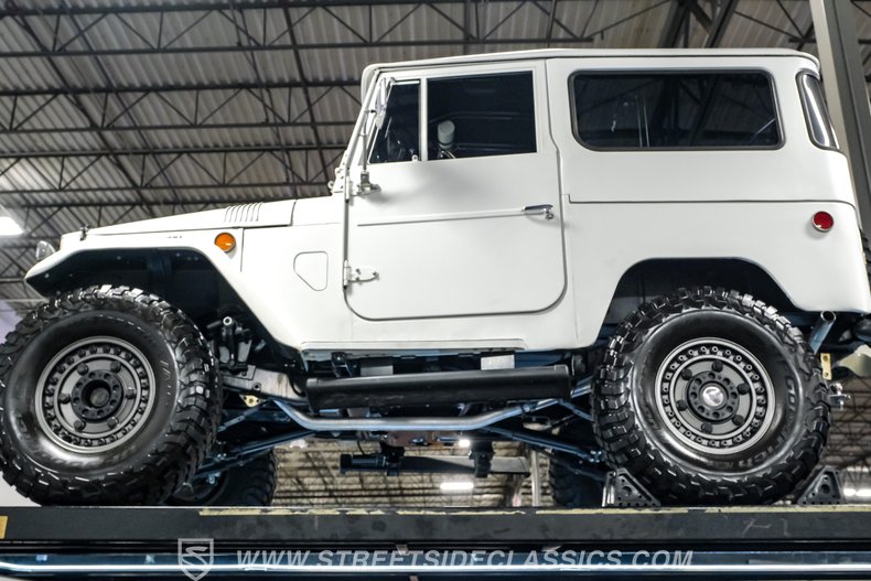 1969 Toyota FJ40 84