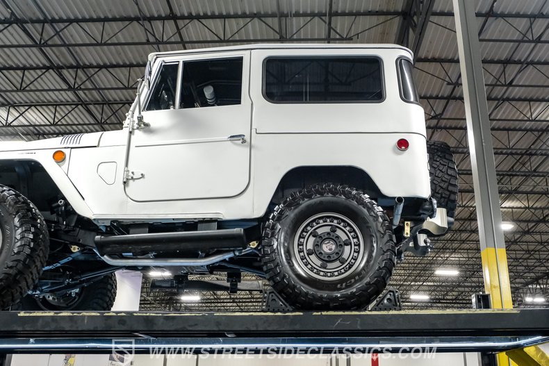 1969 Toyota FJ40 85