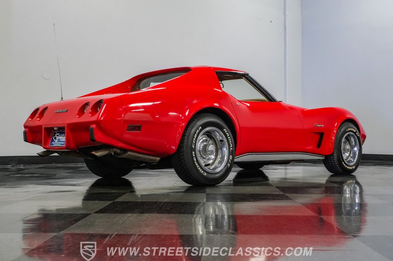 1974 Chevrolet Corvette 27