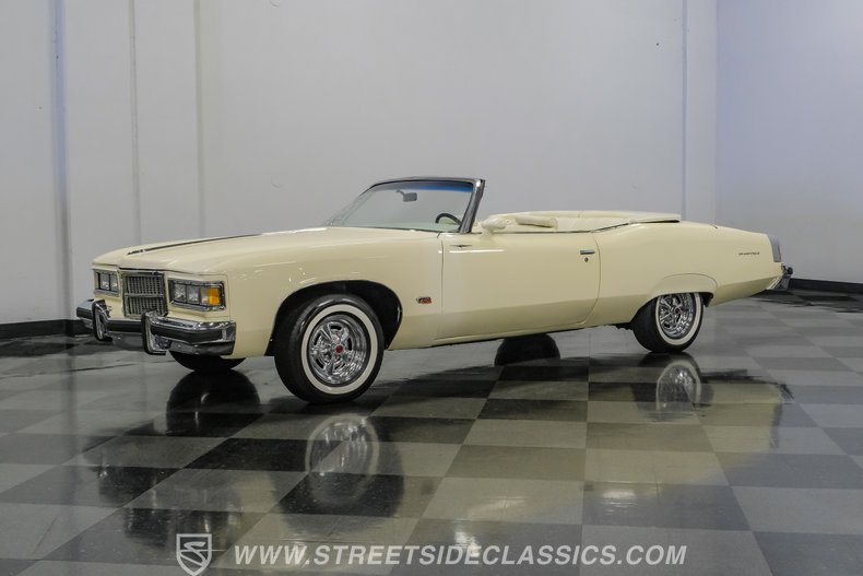 1975 Pontiac Grand Ville 6