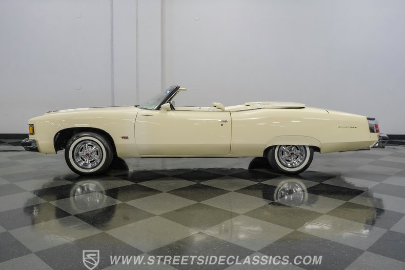 1975 Pontiac Grand Ville 7