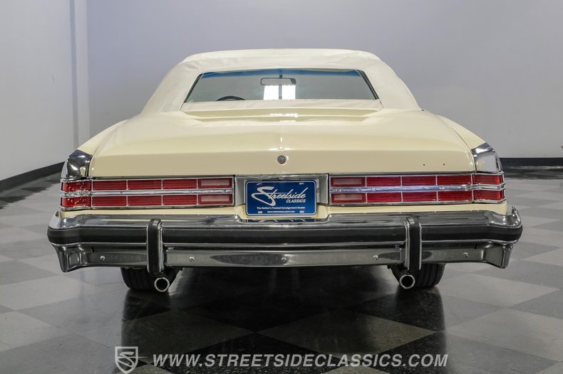 1975 Pontiac Grand Ville 11