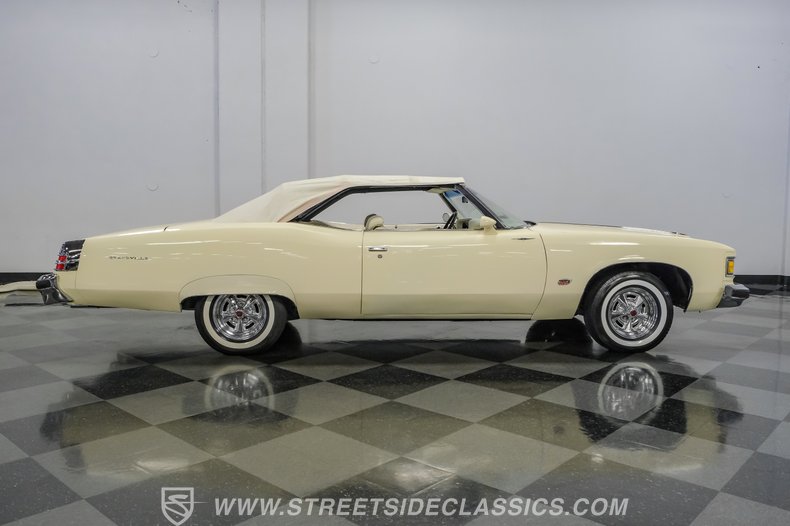 1975 Pontiac Grand Ville 14
