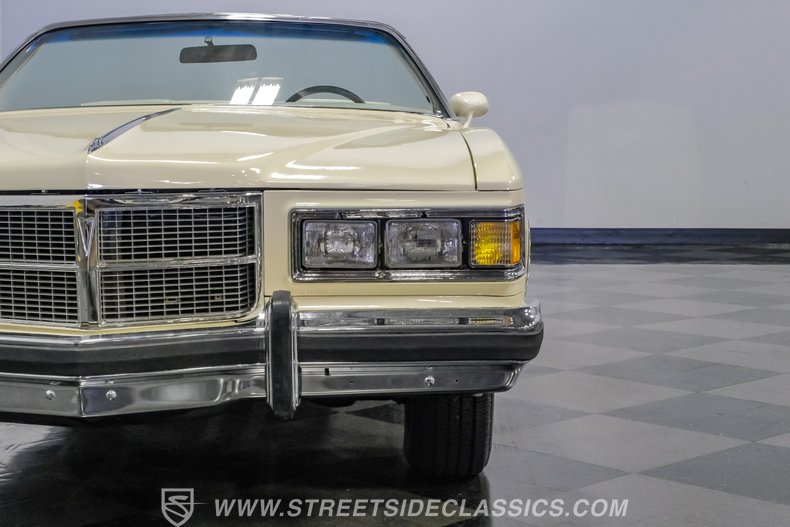 1975 Pontiac Grand Ville 20
