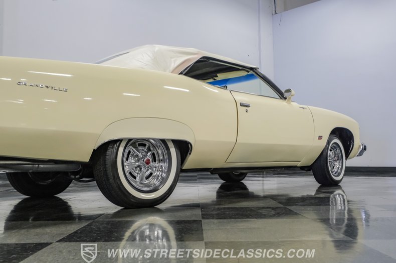 1975 Pontiac Grand Ville 28