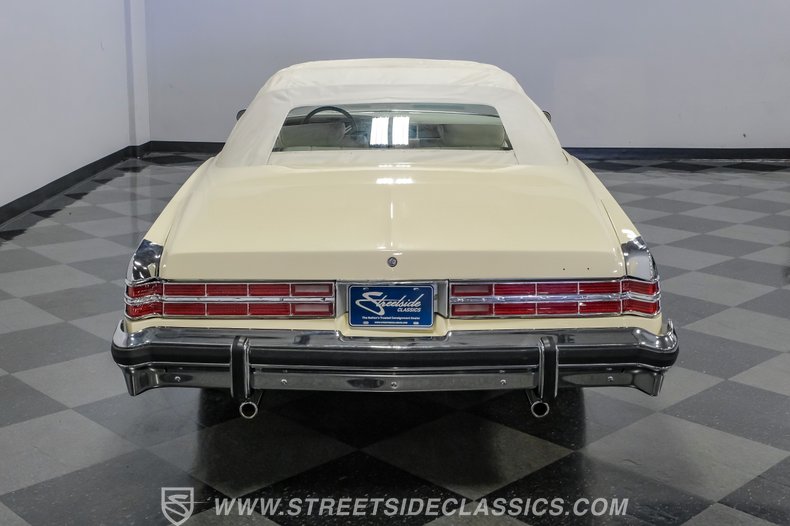 1975 Pontiac Grand Ville 34