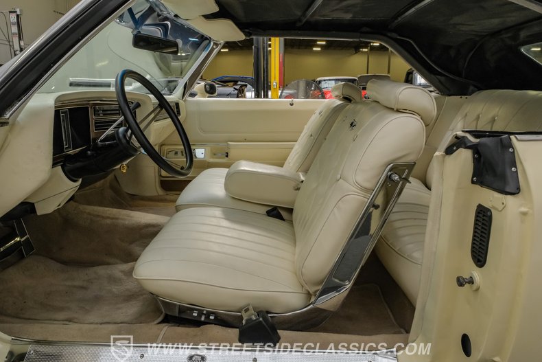 1975 Pontiac Grand Ville 44